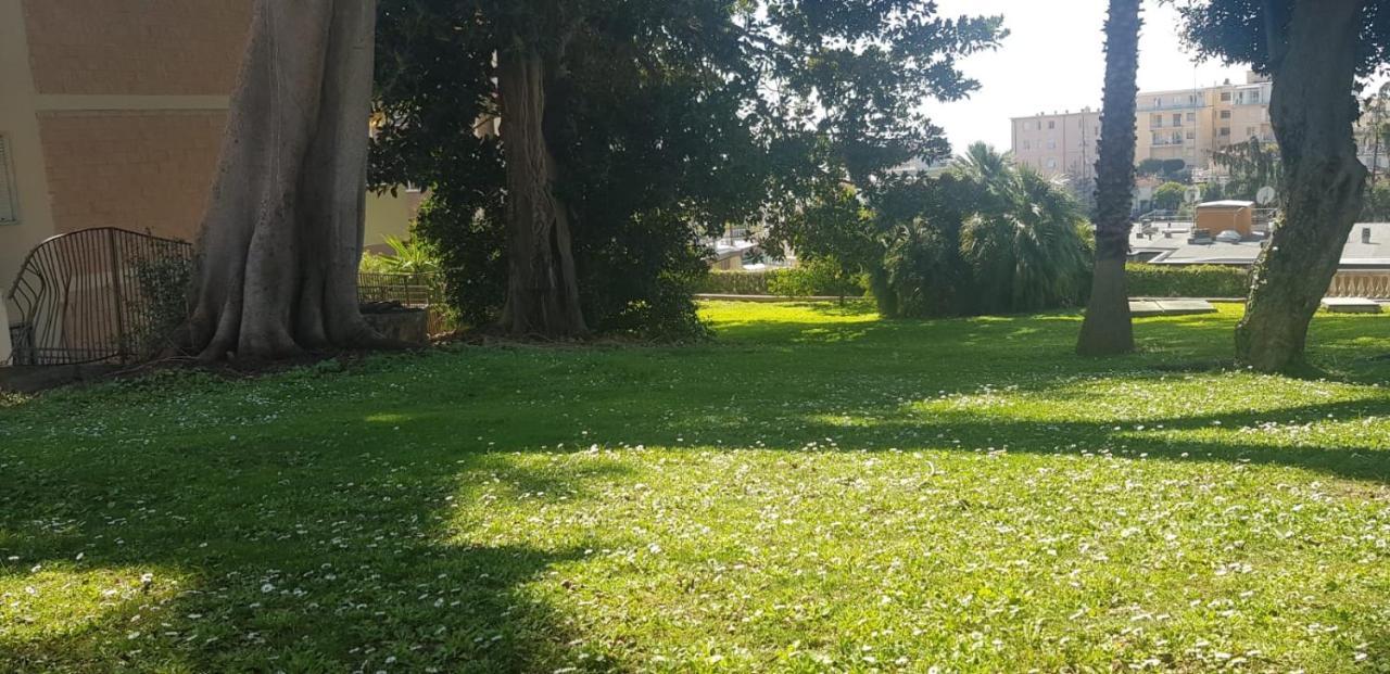 Casa Fiorenza Parcheggio Privato San Remo Extérieur photo